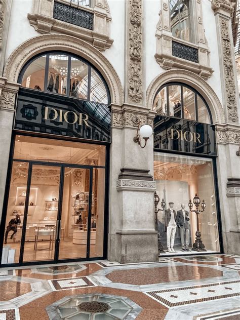 sede dior milano|dior milano.